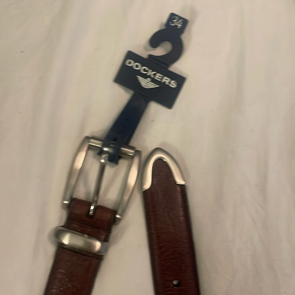 Dickers size 34 brown leather Mens Belt NWT